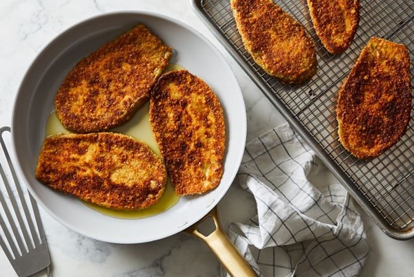Breaded eggplant cutlets