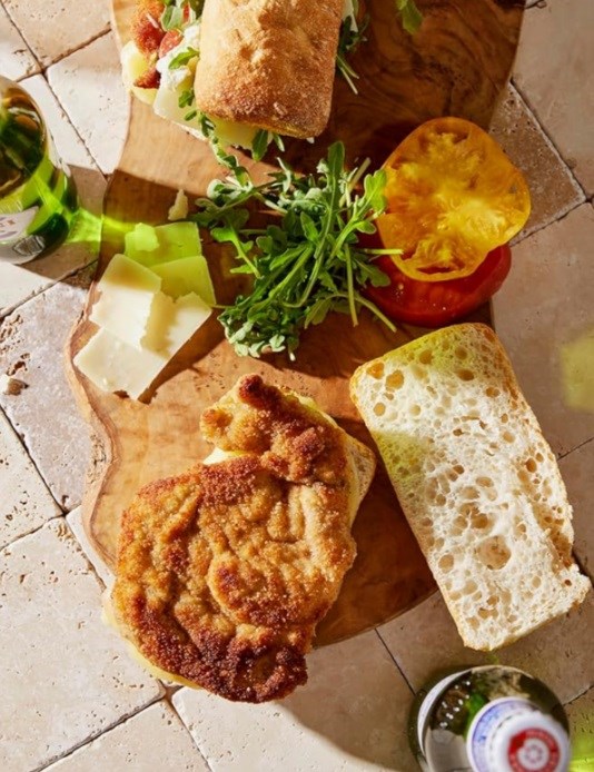 Breaded veal cutlet (Cotoletta alla Milanese)