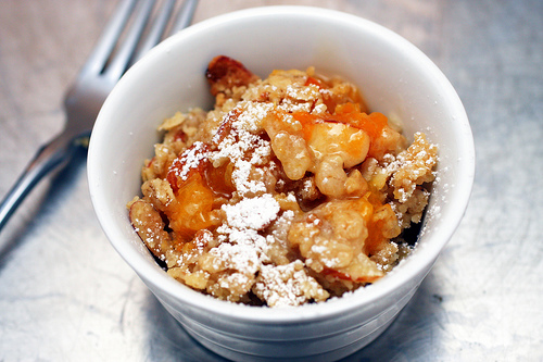 Breakfast apricot crisp