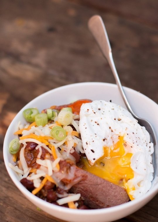 Breakfast baked potato