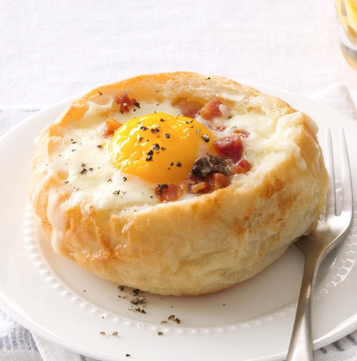 Breakfast bread bowls
