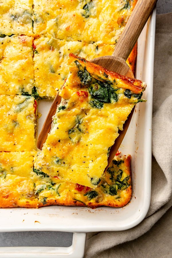 Breakfast casserole with spinach and sausage