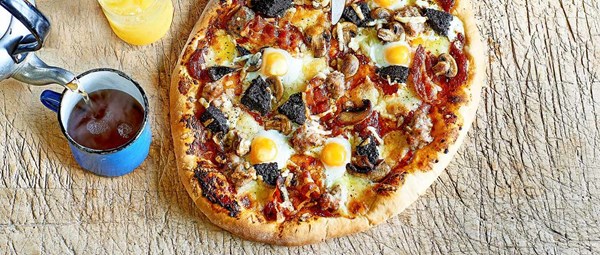 Breakfast pizza