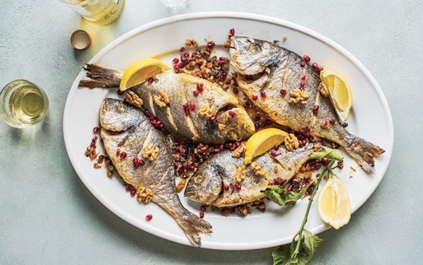 Bream with walnuts and pomegranate