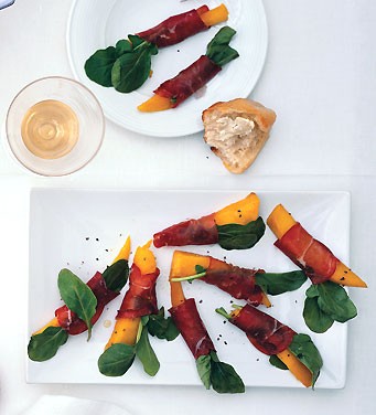 Bresaola-wrapped persimmons with arugula