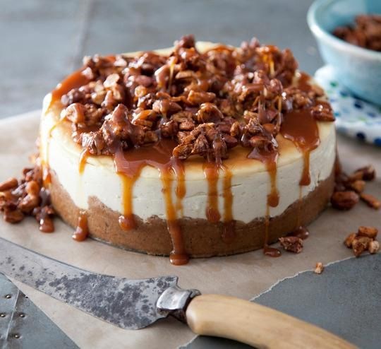 Bridge & tunnel cheesecake (hot caramel nut cheesecake)