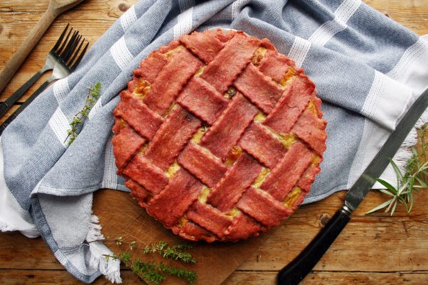 Brie and onion tart with beetroot pastry