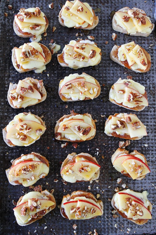 Brie, apple, and honey crostini