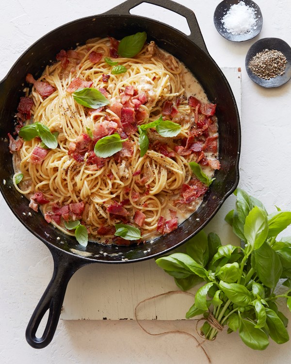 Brie, bacon and basil pasta