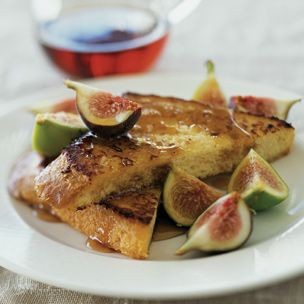 Brioche French toast with fresh figs