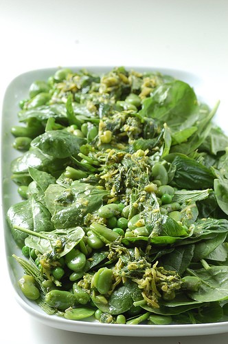 Broad bean & baby spinach salad with minted pea dressing