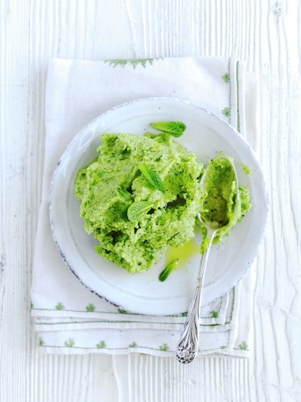 Broad bean dip