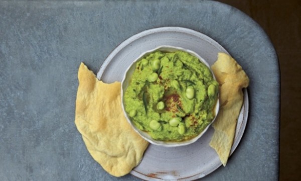 Broad bean hummus