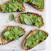 Broad bean, pea and roast garlic pesto 
