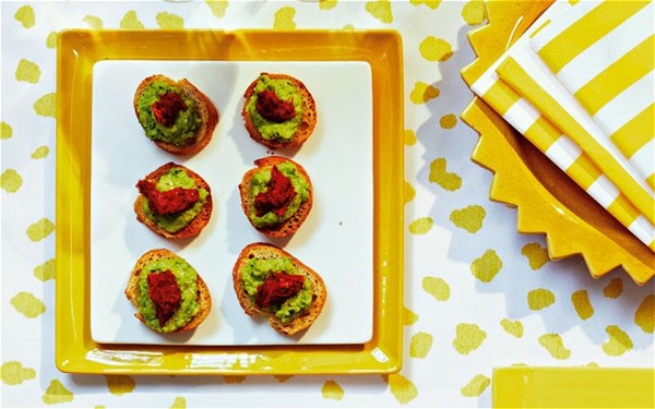 Broad bean purée and nduja toasts