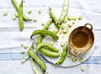 Broad beans and anchovy