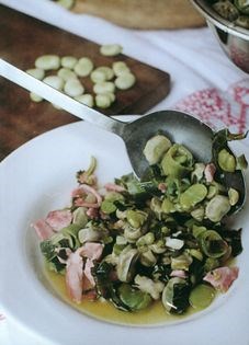 Broad beans with ham and marjoram