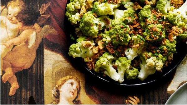 Broccoflower with pangrattato