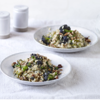 Broccoli and blue cheese risotto with toasted pecans