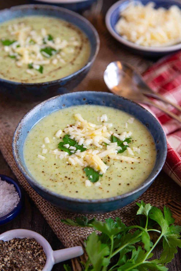 Broccoli and cheddar soup