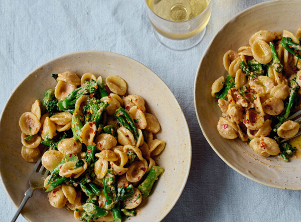 Broccoli and walnut orecchiette