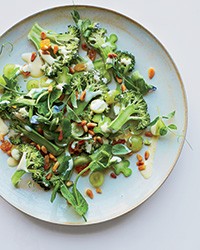 Broccoli carpaccio with grapes and watercress