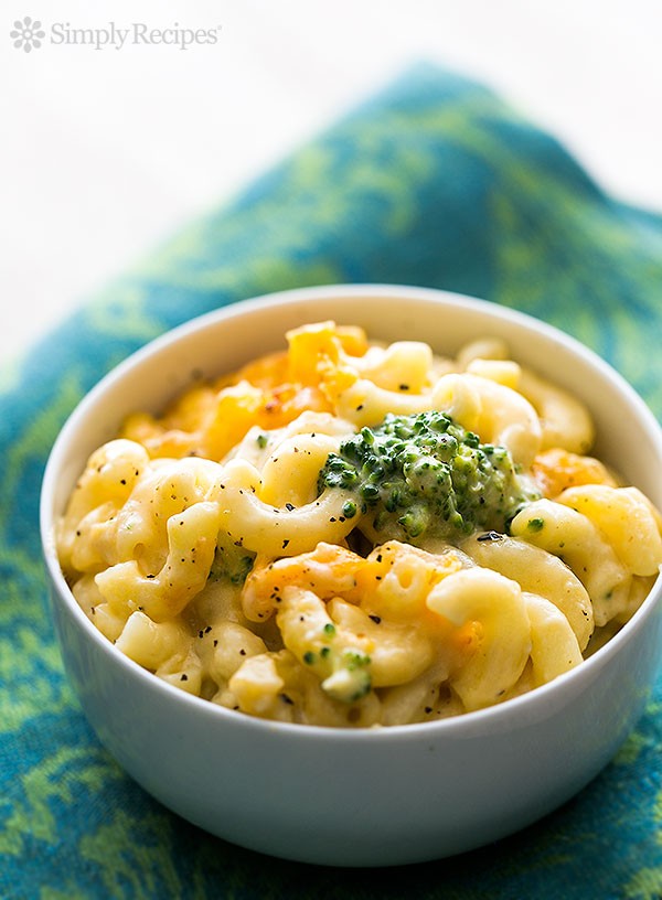Broccoli cheddar mac and cheese