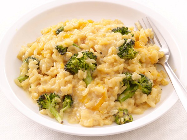 Broccoli-cheddar oven risotto