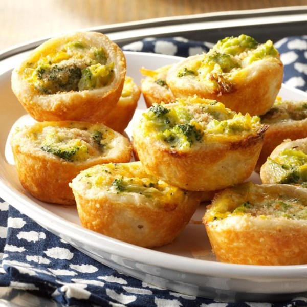 Broccoli-cheddar tassies