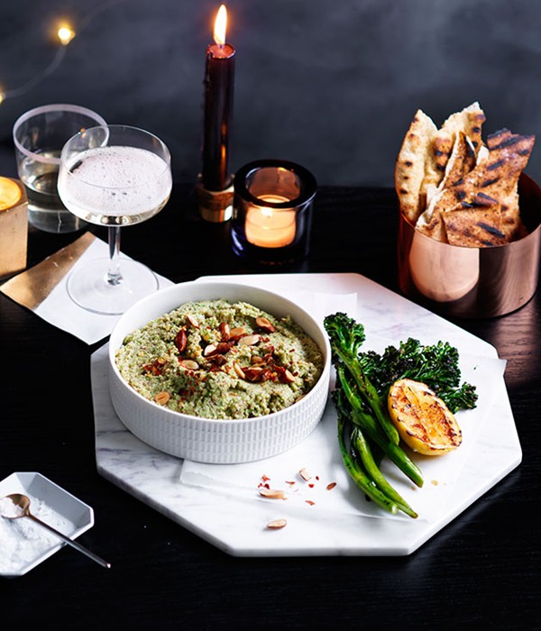 Broccoli dip with charred flatbreads