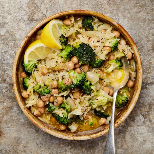 Broccoli, fennel and chickpea stew
