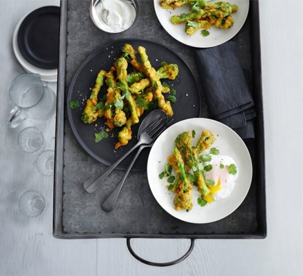 Broccoli fritters, cumin, poached egg and yoghurt
