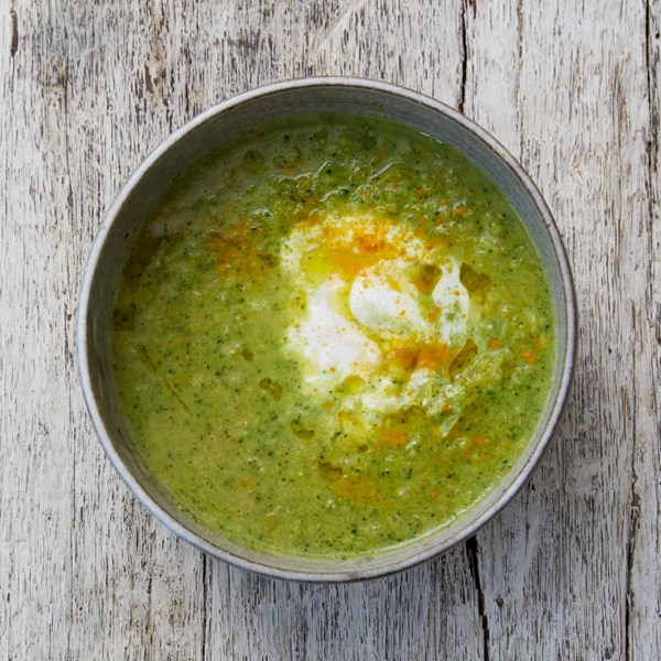 Broccoli, ginger and quinoa soup