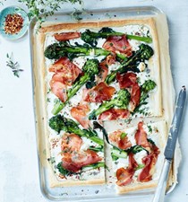 Broccoli, goats' cheese & prosciutto tart
