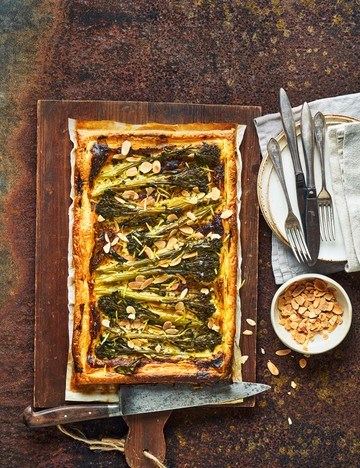 Broccoli Hollandaise tart