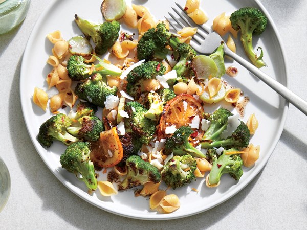 Broccoli, lemon, and browned butter pasta