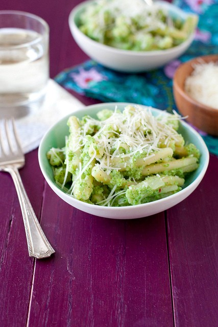 Broccoli pesto pasta