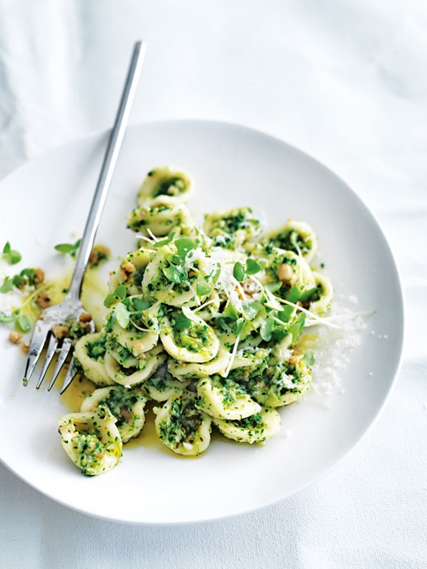 Broccoli pesto pasta