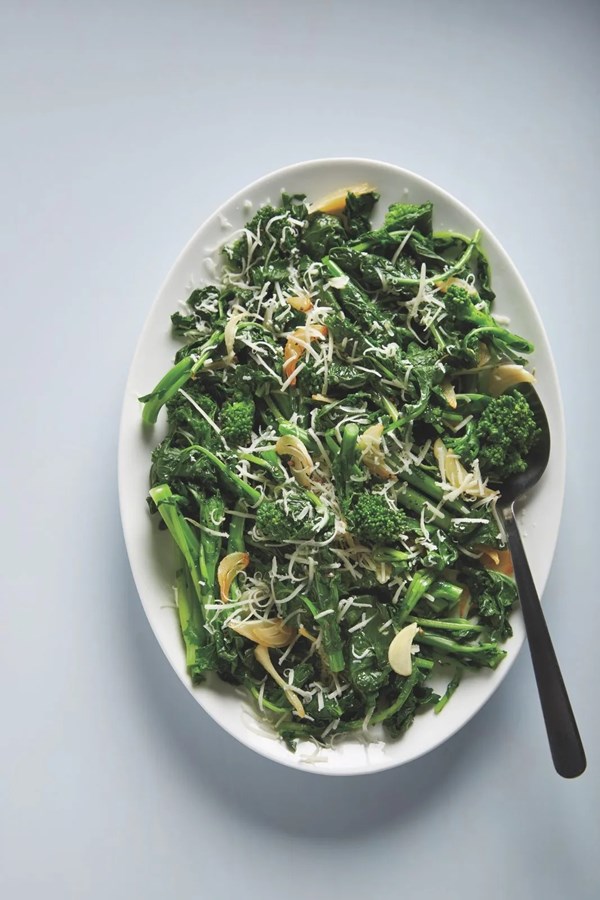 Broccoli raab with garlic and pecorino 
