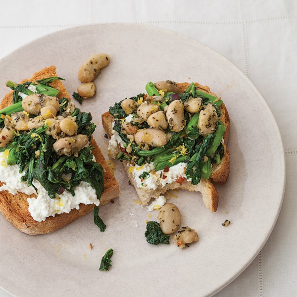 Broccoli rabe, cannellini bean, and ricotta crostini