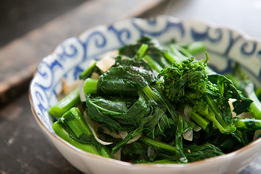 Broccoli rabe with caramelized onions