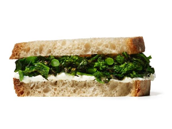 Broccoli rabe with lemon ricotta sandwiches