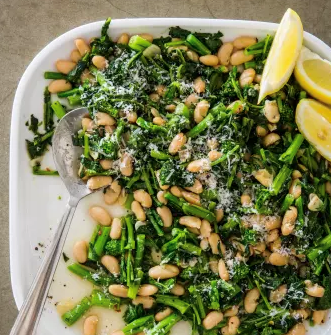 Broccoli rabe with white beans
