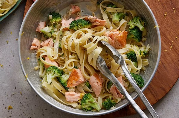 Broccoli, salmon & lemon tagliatelle 