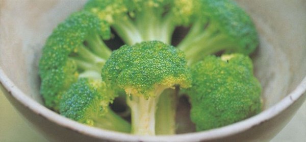 Broccoli with anchovy butter