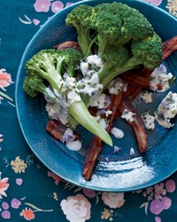 Broccoli with bacon, blue cheese and ranch dressing