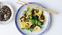 Broccoli wontons with umami crisp