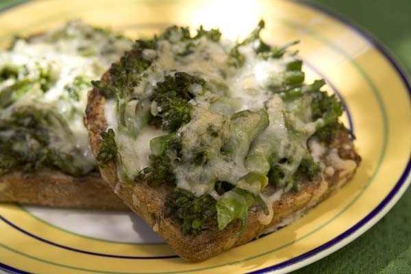 Broccolini cheddar melt
