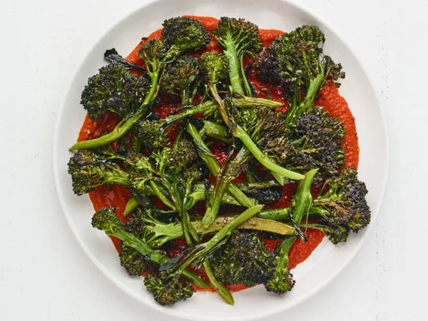 Broccolini with chili crisp-red pepper sauce