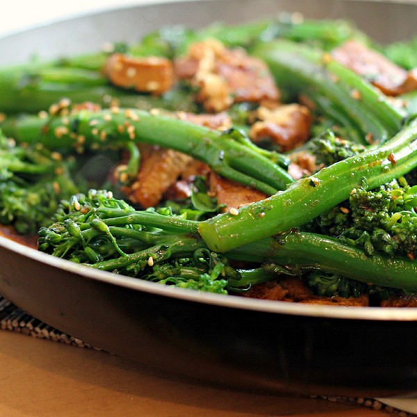 Broccolini with tofu, sesame and coriander